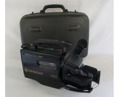 Hitachi CCD-II VHS video camera with case