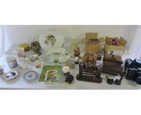 Assorted ceramics inc Aynsley & Wedgwood, Zenit camera, glass ceiling light, chess set, pipe rack, treen etc (2 boxes)
