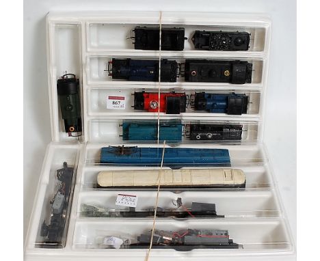 Two trays containing S&amp;DJR blue Jinty tank engine (G), BR black pannier tank (G), 4 freelance 0-4-0 tank engines repainti