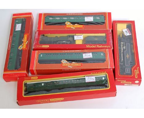 A Triang R59 BR black 2-6-2 tank engine solid spoke wheel version (G-BG), R350/R36 BR green class L1 engine and tender (G-BF)