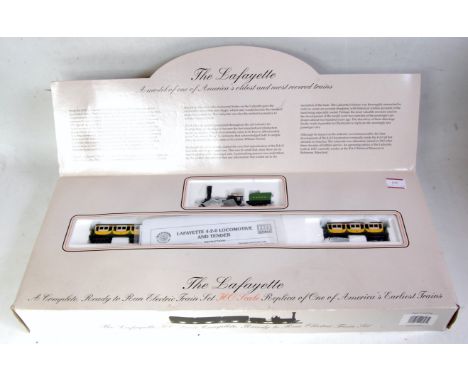 Bachmann item 00628 H0 scale 'Lafayette' set comprising 4-2-0 loco and tender of same name with three coaches, track and inst