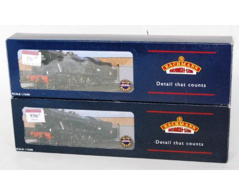 Bachmann 32-251 BR black Austerity 2-8-0 engine and tender No. 90274 (NM-BG) together with a similar No. 32-250X Netherlands 
