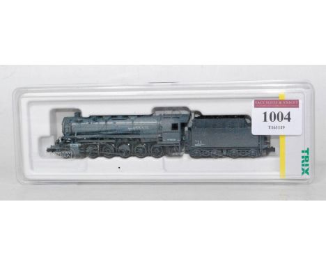 A Trix N gauge grey German 'Kriegslog' 2-10-0 engine and tender (NM-BNM)