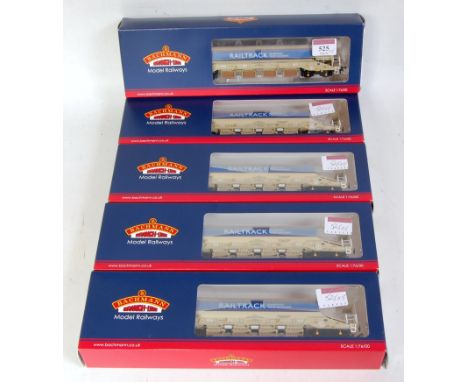 5 Bachmann Railtrack livery JJA auto-balaster wagons 4x 38-211 and 1x 38-210 (NM-BNM)