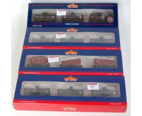 Bachmann 3 wagon set packs 37-666A Esso tank wagon, 2x 37-666B Esso tank wagon and 38-270X Presflo cement (NM-BNM)
