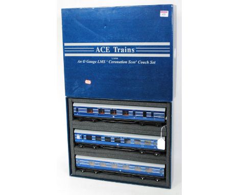 ACE Trains 3-car coach set C20/A LMS Coronation Scot. Blue with silver stripes/lining comprising 1st 1071, open 3rd 8931 and 