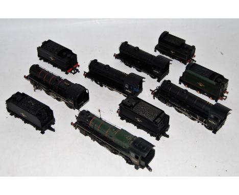 5 Bachmann engines and tenders class B1, 2x class J39, standard class 4MT and a similar in BR green (all G)