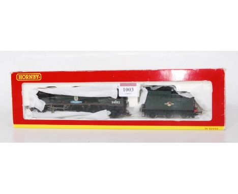 A BR lined green Hornby rebuilt Bulleid Pacific engine and tender renamed/numbered as 34052 'Lord Dowding' (G-BG)