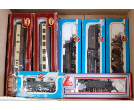 Quantity of GWR outline items Airfix 'Pendennis Castle' (G-BF), 2x prairie tank engines (G-BF) 0-4-2 tank engine (G-BP), 4x G