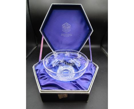 Stuart Crystal fruit bowl with maple leaf etching, in box
