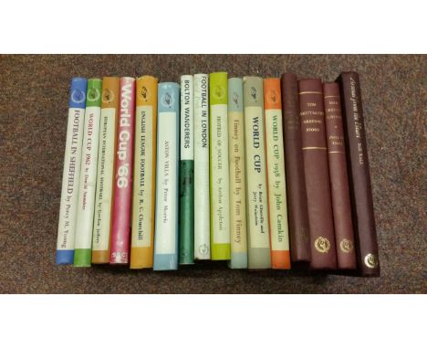 FOOTBALL, selection, inc. books (18), Rothmans Non-League Yearbook 1981/2 (1st issue), The Magic Sponge by Shepherdson, World