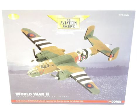 A Boxed Corgi Aviation Archive Diecast North American B-25 Mitchell II #AA35304.1:72 Scale.