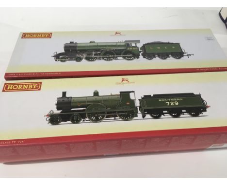 2 Boxed Hornby locomotives with tenders. 00 gauge R2920x class B17/1. Sandringham DCC fitted R 2711x. Class. T9. DCC fitted