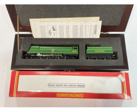 A Boxed Hornby SR West Country Class Exeter Limited Edition #R.320 in Wooden Case.