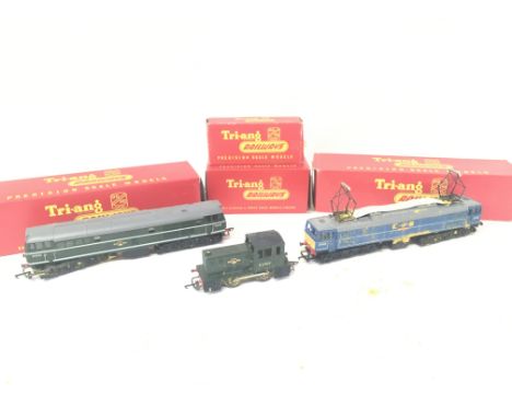 A Boxed Tri-Ang AIA-AIA Diesel Electric Loco #R.357. A Co-Co EM2 Electric Loco #R351. A Diesel Locomotive #R.559 and A Tender