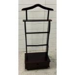 A Dumb butler or gentleman's valet stand H119cm