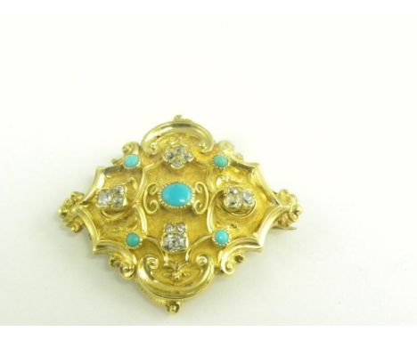 A DIAMOND AND TURQUOISE BROOCH, OF CARTOUCHE DESIGN, IN GOLD, 10.3G