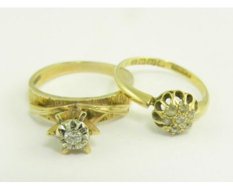 A DIAMOND CLUSTER RING IN 18CT GOLD AND ANOTHER DIAMOND RING IN GOLD, 6G