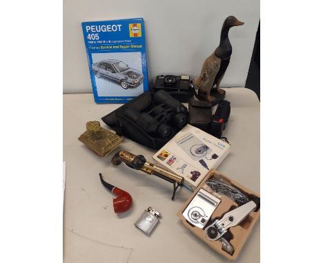 Cameras to include Chinon 35F-EE, a pair of 10x50 binoculars, a Peugeot 405 Haynes Manual and other items Location: A2B 