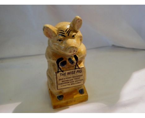 Cast iron The Wise Pig money box, H: 15 cm. UK P&amp;P Group 1 (£16+VAT for the first lot and £2+VAT for subsequent lots) 