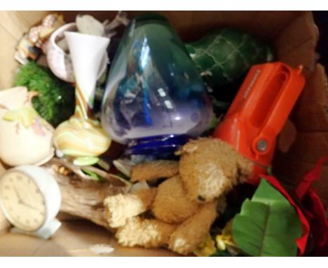 Mixed items to include a Wade jug. Not available for in-house P&amp;P 
