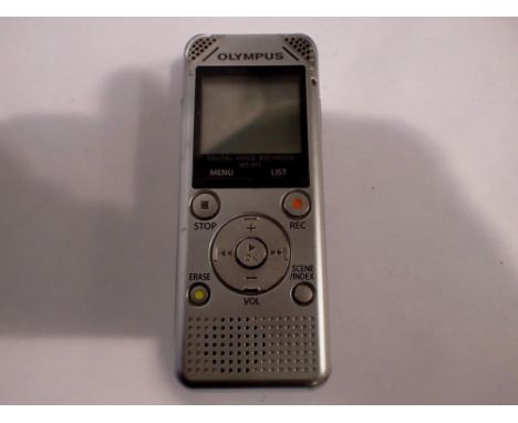 Olympus WS-811 digital voice recorder, working at lotting. UK P&amp;P Group 1 (£16+VAT for the first lot and £2+VAT for subse