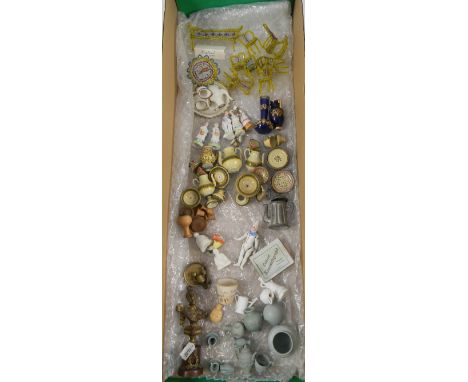 Collection of dolls house ornaments and miniatures, mostly German, first half 20th Century, including glass bead-work furnitu