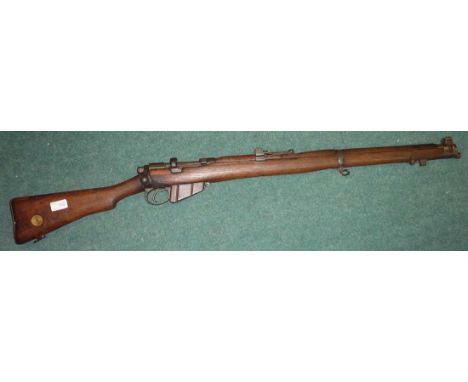 British Enfield 1916 Smile Mk III bolt action rifle (deactivated) with adjustable rear sides, working action detachable magaz