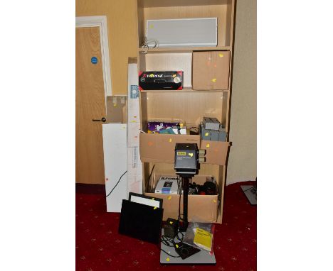 A QUANTITY OF PHOTOGRAPHIC DEVELOPING EQUIPMENT including a LPL C5700 Colour enlarger, Tanks, Measuring Jars, wipers, baths, 