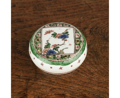 Famille verte decorated circular seal ink boxChinese, late Kangxidecorated upon the cover with a framed square panel decorate