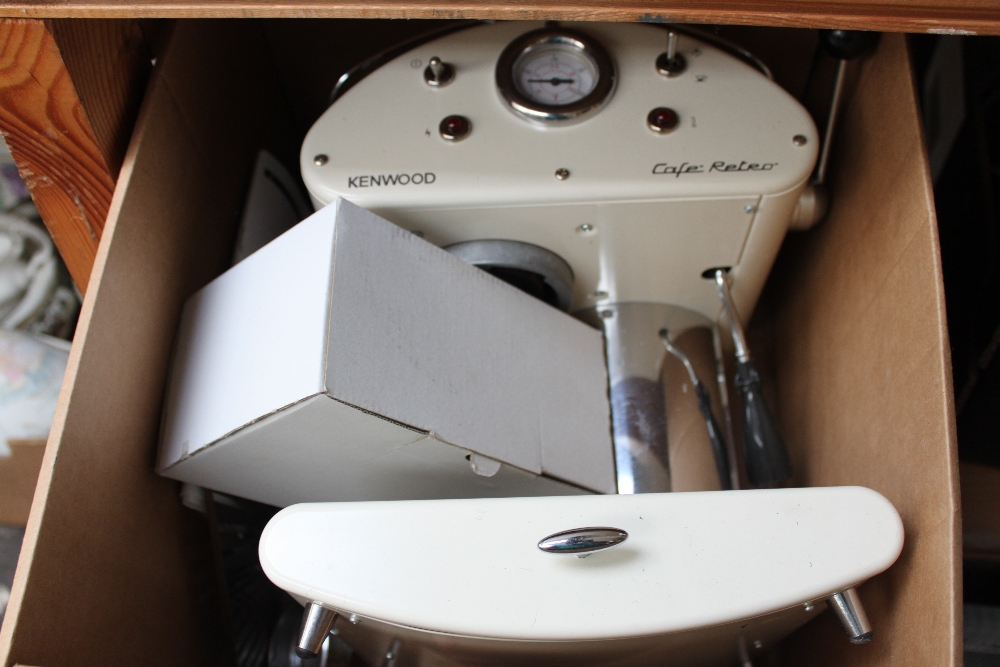 kenwood cafe retro