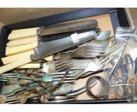 A Georgian silver sugar tongs; a selection of EP cutlery; a horn snuff box; horn boat; other decorative items