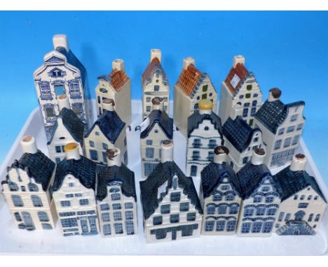 Eighteen KLM Delft gin decanter miniature houses