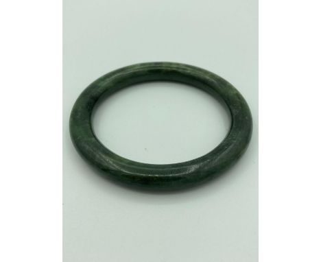 Vintage GREEN JADE hardstone bangle.8cm Diameter approx. 
