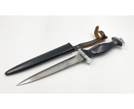 German Solingen Dagger and Hard Case Sheath, 28cm long 