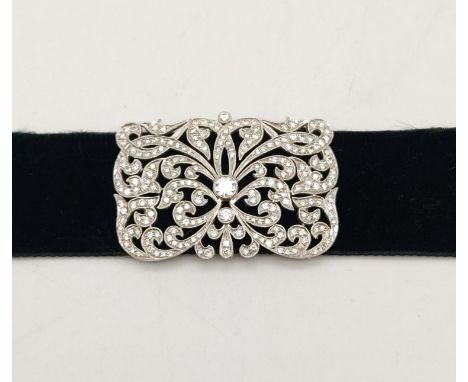A CLASSIC ART DECO STYLE 18K WHITE GOLD AND DIAMOND BUCKLE (PERFECT FOR USE AS A BRACELET OR ON A VELVET CHOKER)  9.1gms  4 x