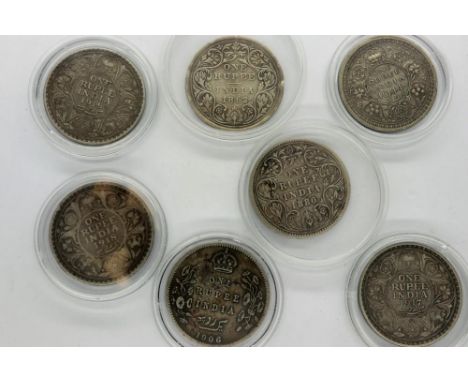 India: Victorian and later silver rupee coins, dates 1862, 1880, 1906, 1917, 1918, 1919 and 1944 (7), mostly high circulated 