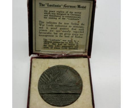 WWI RMS Lusitania commemorative struck medallion based on the 1915 German produced original, boxed. P&amp;P Group 1 (£14+VAT 