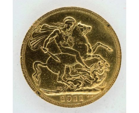 1911 full sovereign of George V, London mint. P&amp;P Group 0 (£5+VAT for the first lot and £1+VAT for subsequent lots) 
