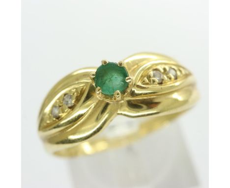 18ct gold solitaire ring set with emerald and diamond shoulders, size R/S, 4.2g. P&amp;P Group 1 (£14+VAT for the first lot a