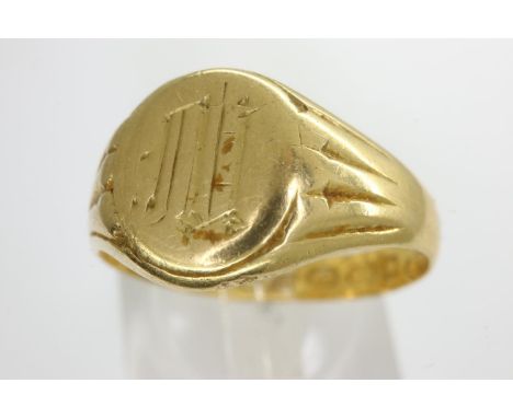 22ct gold signet ring inscribed J H, size P, 4.8g. P&amp;P Group 1 (£14+VAT for the first lot and £1+VAT for subsequent lots)