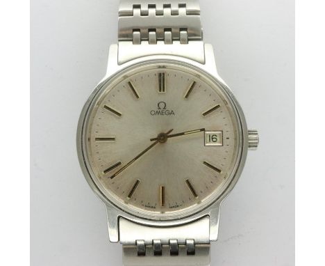 OMEGA: gents steel cased automatic wristwatch with date aperture on Omega steel bracelet with deployment clasp, working at lo