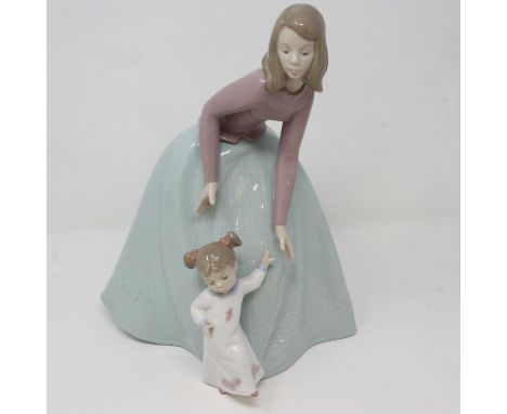 Nao figurine, First Steps, 1318, H: 25 cm, no cracks or chips. P&amp;P Group 2 (£18+VAT for the first lot and £3+VAT for subs