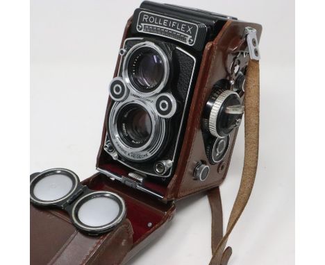 Frank &amp; Heidecke Rolleiflex video camera, the top reads: DBP 3.5F 2252733 DBGM, camera is untested. P&amp;P Group 1 (£14+