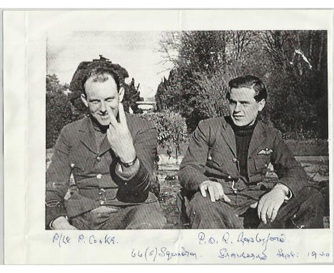 Flt Lt P Cooke and P/O R Appleford 7x5 black photocopied photo with the genuine signatures of Battle of Britain veterans Flt 