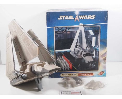 STAR WARS: A Hasbro Return of the Jedi Imperial Shuttle, appears complete, box opened but item unmade - VG in G box