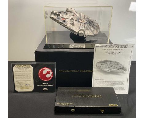 STAR WARS: A CODE 3 COLLECTIBLES Die Cast, hand-painted replica of the Millennium Falcon, 1:80 scale, limited edition #01910 