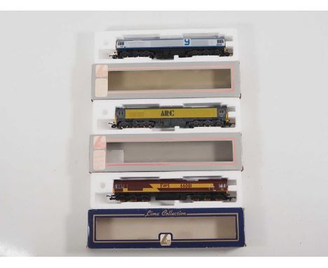 A pair of LIMA OO gauge class 59 diesel locomotives in Yeoman and ARC liveries together with a class 66 in EWS livery - VG in