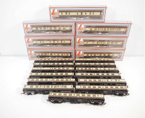 A group of LIMA OO gauge Mark 1 passenger coaches, all in BR(W) brown/cream livery - VG in G/VG boxes where boxed (20)