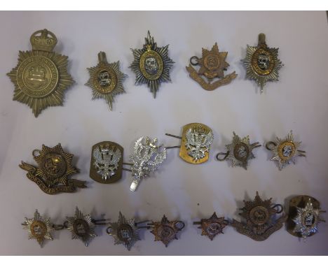 Worcestershire Regiment cloth badges in frame, Worcestershire Regiment Cap Badge on oak Shield, Worcestershire Plaque, a quan